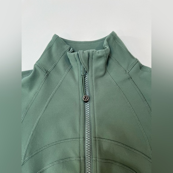 NWOT never worn lululemon define relaxed fit jacket grey eucalyptus sz 0 - Picture 6 of 16